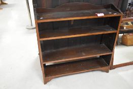 A late 19th or early 20th Century mahogany low bookshelf, width approx. 99cm