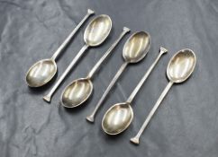 A set of six George V silver teaspoons, having moulded rectangular terminals, marks for Sheffield