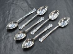 A cased set of six George V silver King's style pattern teaspoons, marks for Birmingham 1924,