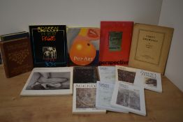 Art and Illustration. A small miscellany. See images for titles. (14)