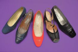 Sixteen pairs of 1940-1990s womens formal or evening shoes. Mostly leather a range of attractive