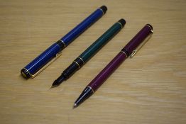 A Waterman Centurion cartridge fill fountain pen in blue marble, a Waterman Centurion cartridge fill
