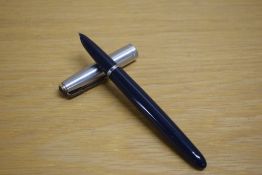A Parker 51 MKII aerometric fill fountain pen in navy blue with lustraloy cap with blue diamond to