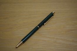 A Sheaffer Targa 1038 Classic ballpoint pen in laque green ronce