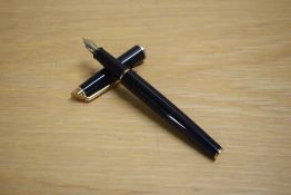 A Waterman Hemisphere cartridge fill fountain pen in black having a Waterman France M nib