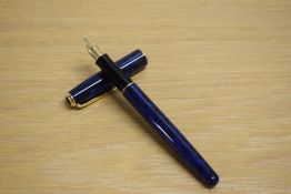 A Parker Sonnet Converter fill fountain pen in laque midnight blue with gold trim having Parker
