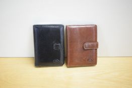 Two small The Bridge filofax one in brown one in blackleather 14 X 10cm