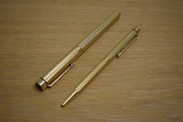 A Sheaffer Targa 1009 Classic converter cartridge fill fountain pen and ballpoint pen in gold plated