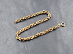 A 9ct gold rope chain bracelet, 18cm, 3g. Clasp sticks so is not overly secure