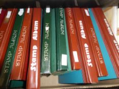 GB 1960's-90's LARGE COLLECTION IN 22 VOLUMES, BOOKLETS ETC Chiefly GB collection (+odd world) in 22