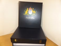 AUSTRALIA 1913-86 COLLECTION MINT AND USED IN PAIR OF DAVO ALBUMS WITH CASES Pair of Davo Albums (