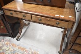 A Regency design drop end sofa table having turned supports, width approx. 95cm