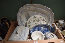 A Copeland Spode 'Italian' oval oven to tableware dish, a Wedgwood 'Wild Strawberry' cake plate