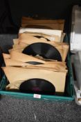 A carton of vintage shellac records