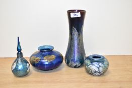An attractive Richard Golding glass vase, etched Okra to base, dated 2002, h22cm, sold together with