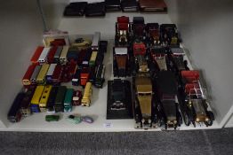 Mixed Die-casts and Plastic mixed scale Models, Corgi, Oxford and similar die-casts 30+, Hong Kong