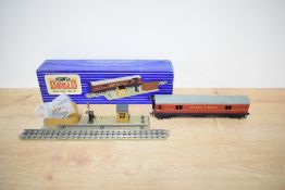 A Hornby Dublo 00 Gauge TPO Mail Van Set, in original box with mail sacks prersent
