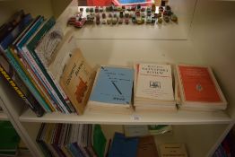 Railway Related Volumes and Magazines, Bison Books Whitehouse & Levy The World of Model Trains,