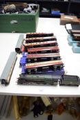 Hornby Dublo, 4-6-2 BR Duchess of Montrose Loco & Tender 46232, First Class and Guards carriages