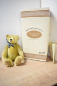 A modern Steiff Limited Edition Teddy Bear, 406072 1908 Blonde 40, having growling mechanism,
