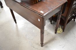 A Victorian style pembroke table approx width. 90cm