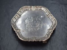 An Edwardian silver visiting card/alms tray, of hexagonal form having a rounded lobed rim and a