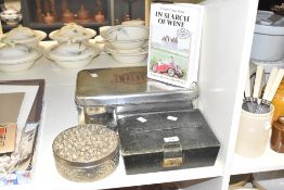 An assortment of wristwatches, including Rotary, Caravelle, Accurist and Sekonda, etc