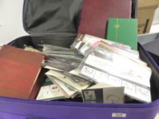 WORLD AND GB COLLECTIONS IN SUITCASE INCLUDING PRES PACKS WITH £160+ FACE Diverse accumulation in