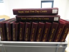GB 1968-2015 SUBSTANTIAL FIRST DAY COVER COLLECTION IN 13 VOLUMES 13 Royal Mail albums full with
