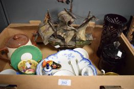 An Aynsley fruit and berry duo, a Royal Chelsea Golden Rose duo, a Wedgwood Kutani Crane pin dish, a