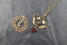 A modern 9ct gold Edwardian style pendant and chain, marked 375 and 9k respectively, approximately