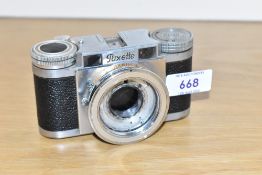 A Braun Paxette Compact 35mm camera body circa 1951