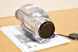 A Panasonic NV-GC500 3CCd OIS Video / Still camera with Leica Dicomer 3.3-39.6mm 1:1,6 lens