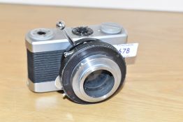 A Carl Zeiss Werramatic camera
