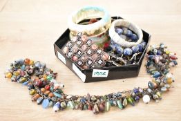 A small assortment of costume jewellery, including bangles, beaded jewellery and resin pieces, etc