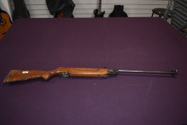 A Hofman (weihrauch) Premier HW 35 .22 Air Rifle, break barrel action, serial number 638531,