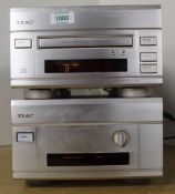 A Teac P700 / D500 High End CD Transport and DAC Unit : very rare and in excellent working and