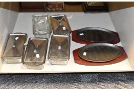 5 rectangular glass bake ware dishes having metal lids, L26cm, sold together with a pair of fish