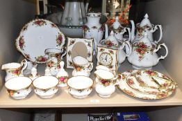A Royal Albert Old Country Rose pattern part dinner service, decorated with gilt edge and foliage on