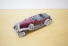 A 1987 Franklin Mint 1:24 scale Die-cast, 1930 Duessenberg J Derham Tourster with tag,Letter how