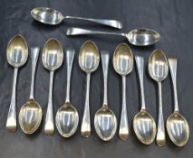 A set of twelve George V silver Old English pattern teaspoons, marks for Sheffield 1922, maker James
