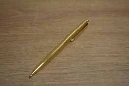A Parker 75 propelling pencil in gold reeded pattern
