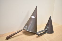 A 19th century copper ale muller, h31cm, sold together with an ale funnel, (2)