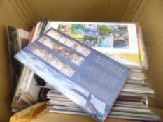 GREAT BRITAIN PRESENTATION PACKS + OTHER Collection with 100+ presentation packs with material