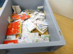 GB DECIMAL FOLDED BOOKLETS COLLECTION + ODD BARCODED - 300+ BOOKLETS Large accumulation of chiefly