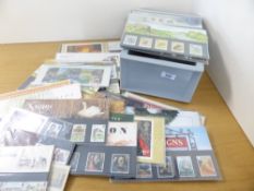 GB 1990's-2000's COLLECTION OF PRESENTATION PACKS WITH CIRCA £100 FACE Ranges of GB presentation