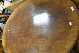 A Titchmarsh and Goodwin oak oval coffee table, approx. 122 x 86cm