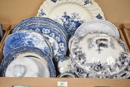 A collection of assorted blue and white ware including six Enoch Wedgwood (tunstall) Ltd '