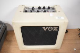 A Vox Mini 3, 12V amplifier