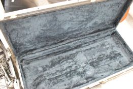 A keyboard flight case internal dimensions 160 X 40 X 12 cm